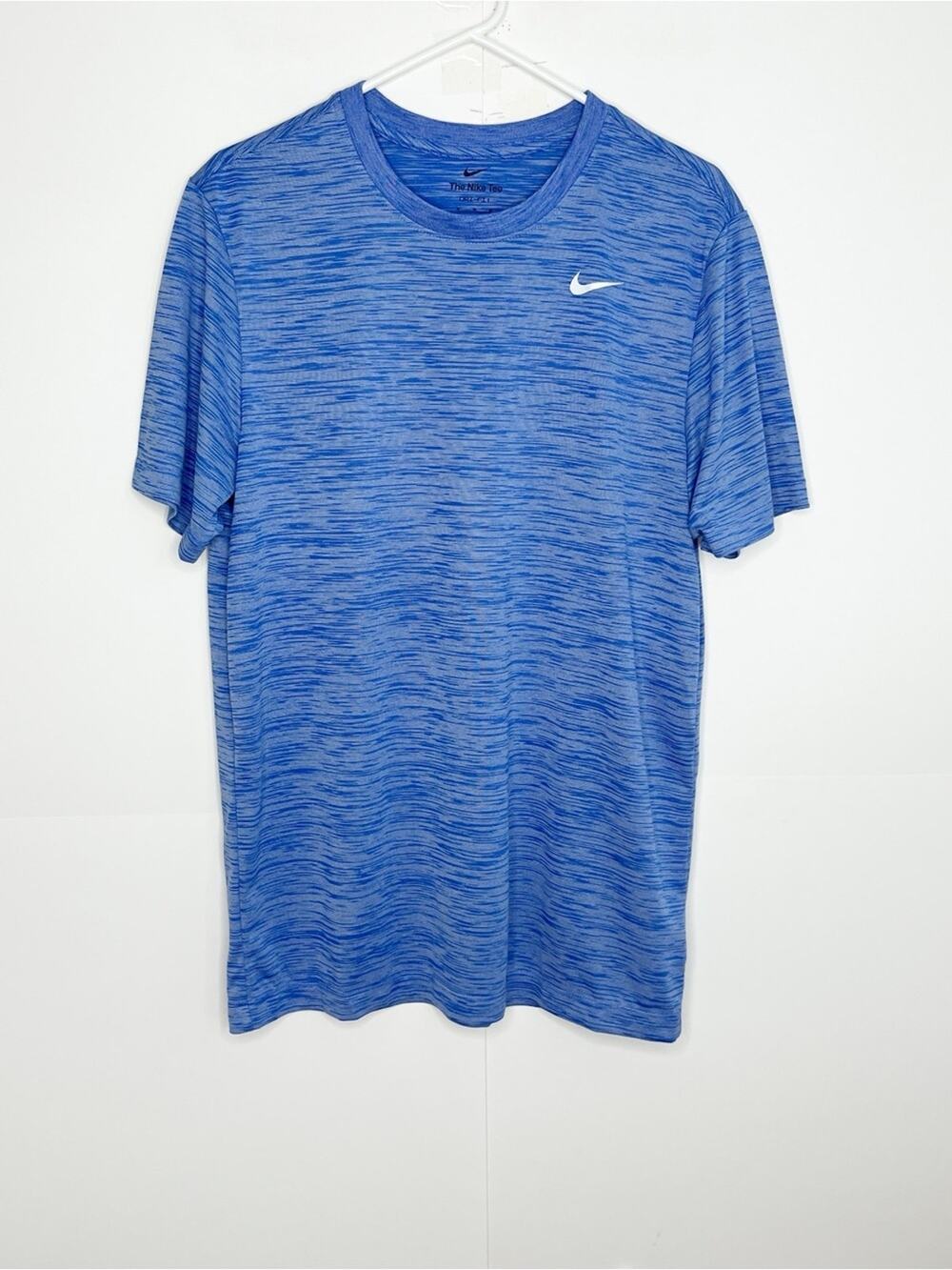 Nike Mens Dri-Fit The Nike Tee Size Medium